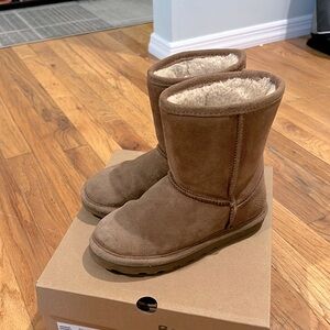 Bearpaw girls Elle boots